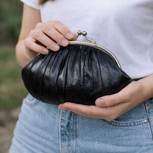 Vintage Genuine Eel Skin Clutch Coin Purse Kiss Lock Wallet Black